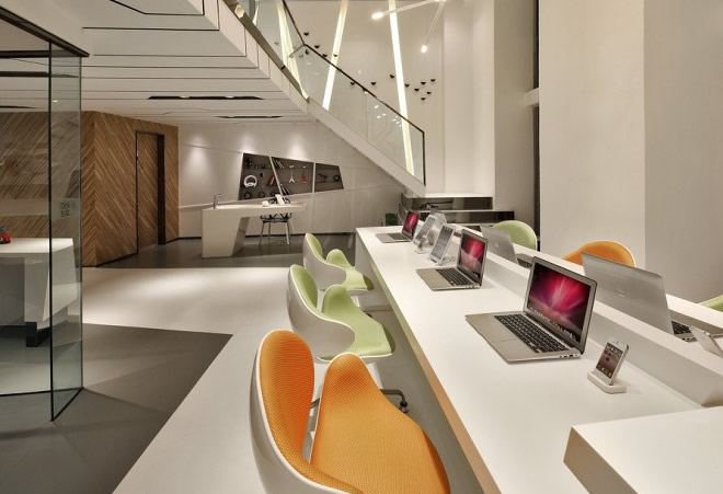 高端網絡科技辦公室-辦公區裝修設計效果圖