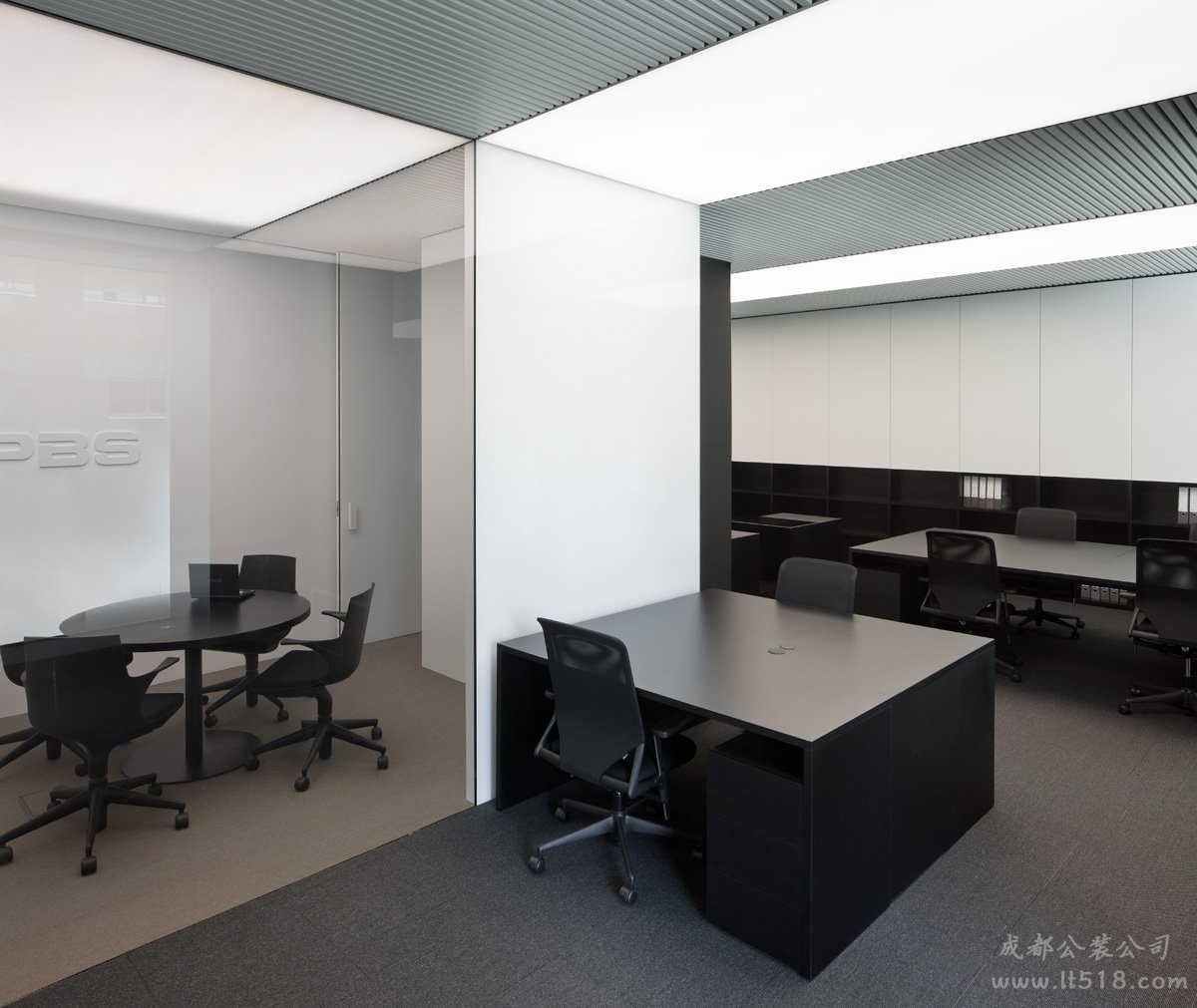 成都辦公室裝修哪家好？辦公室裝修應該注意什么？